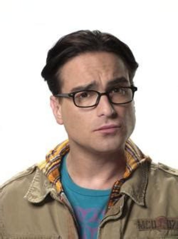 Unraveling the Mystery: How Tall is Leonard from The Big Bang Theory?